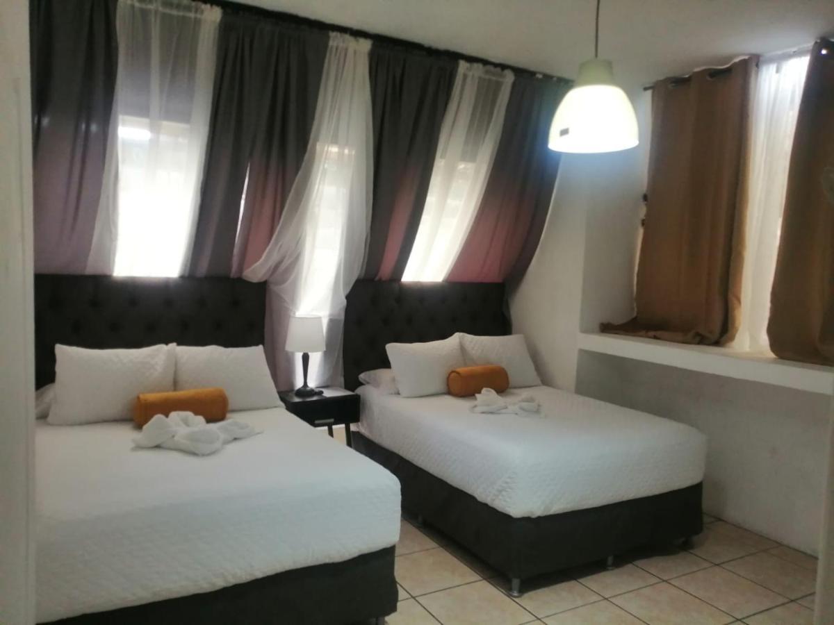 Global Airport Inn Free Shuttle Guatemala Exterior foto