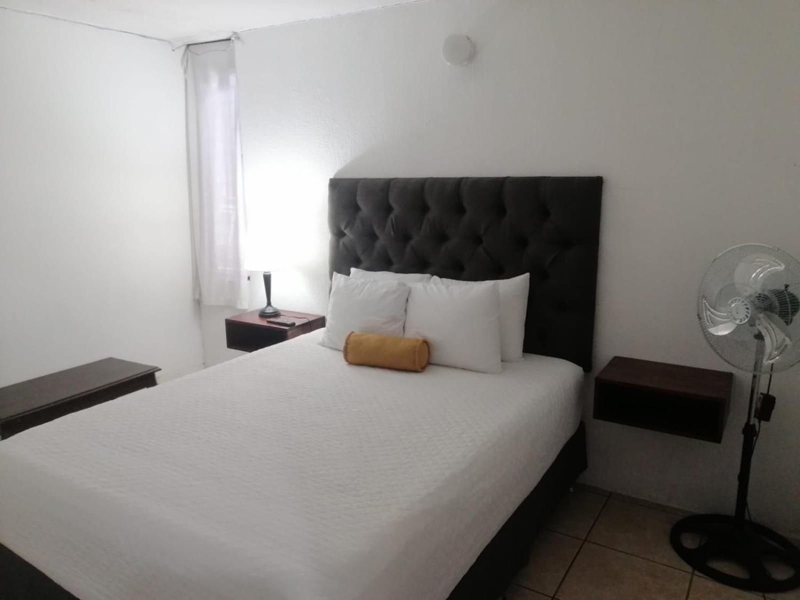 Global Airport Inn Free Shuttle Guatemala Exterior foto